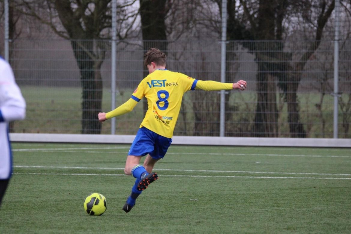Jort Oldenburger tijdens een voetbalwedstrijd